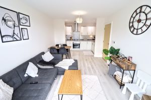 Open plan - click for photo gallery